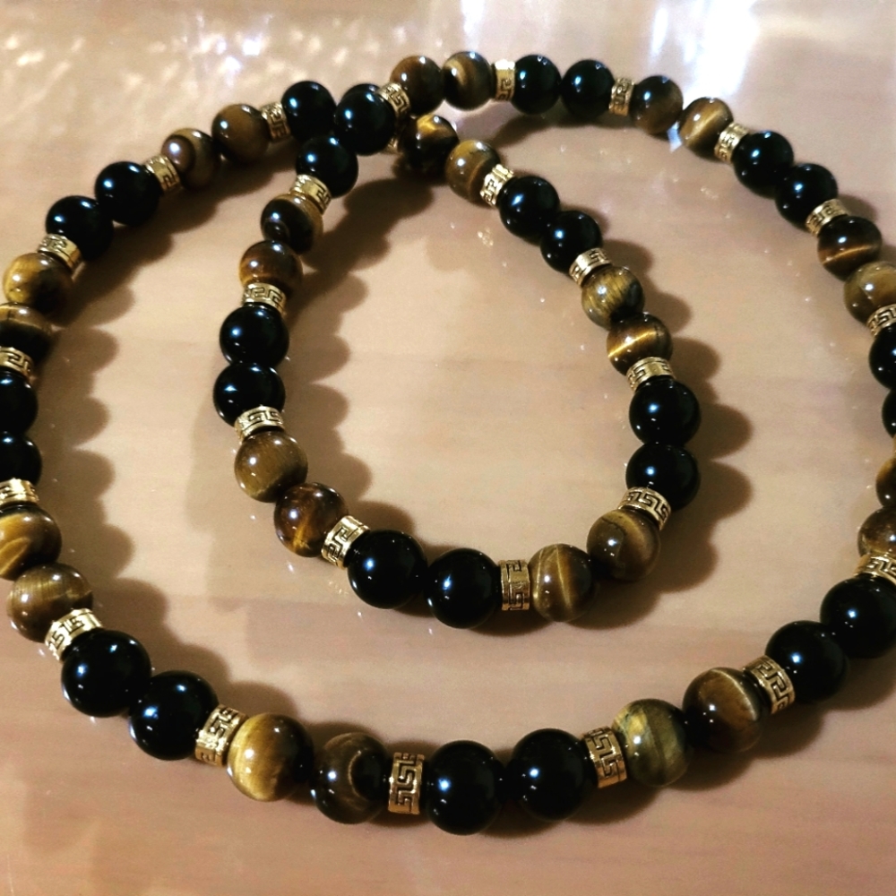 Gemstone necklace